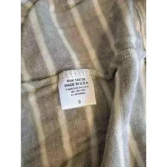 Women's Hyde Park & Lune ‎ Top Shirt Sweater Grey White Striped Size 0 - Picture 6 of 6